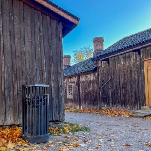 Roska - astia CITY Castle, maalattu - Lehtovuori